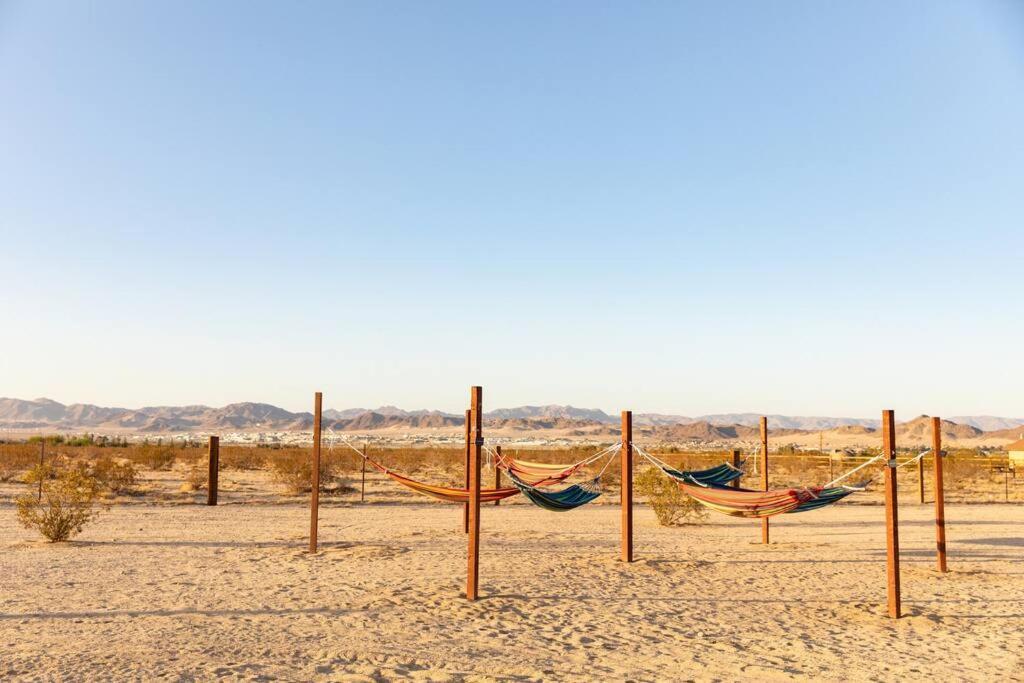 Sun Runner - Serene Desert Home W/Pool & Hot Tub トウェンティナイン・パームズ エクステリア 写真