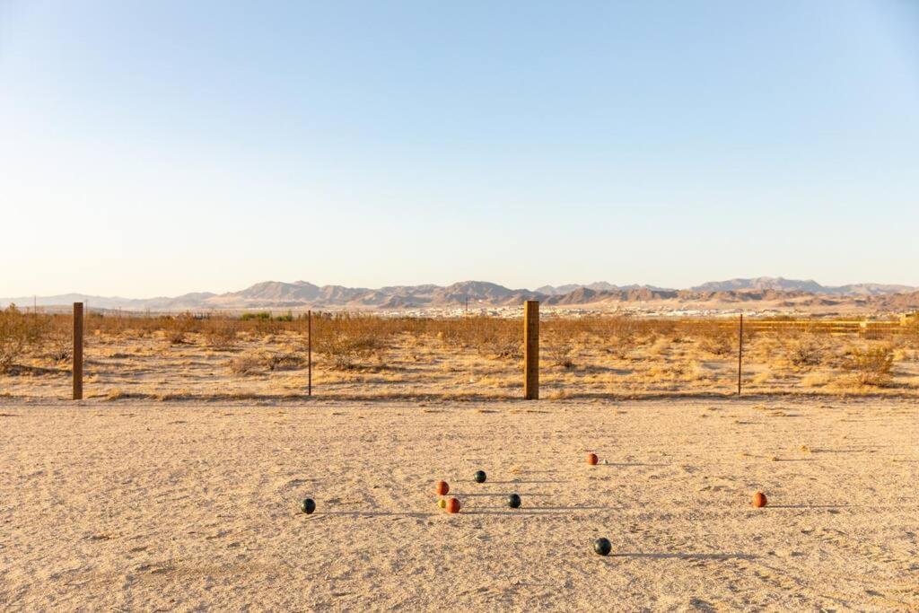 Sun Runner - Serene Desert Home W/Pool & Hot Tub トウェンティナイン・パームズ エクステリア 写真